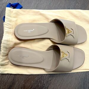 LV CAPRI FLAT MULE